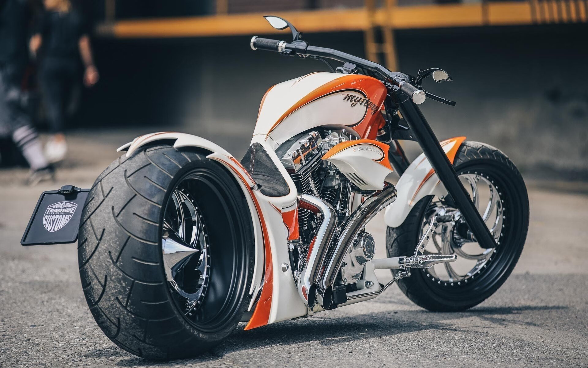 IM体育中国区官网-德克斯冲刺阶段技压群雄夺得佳绩，德克斯鞋子