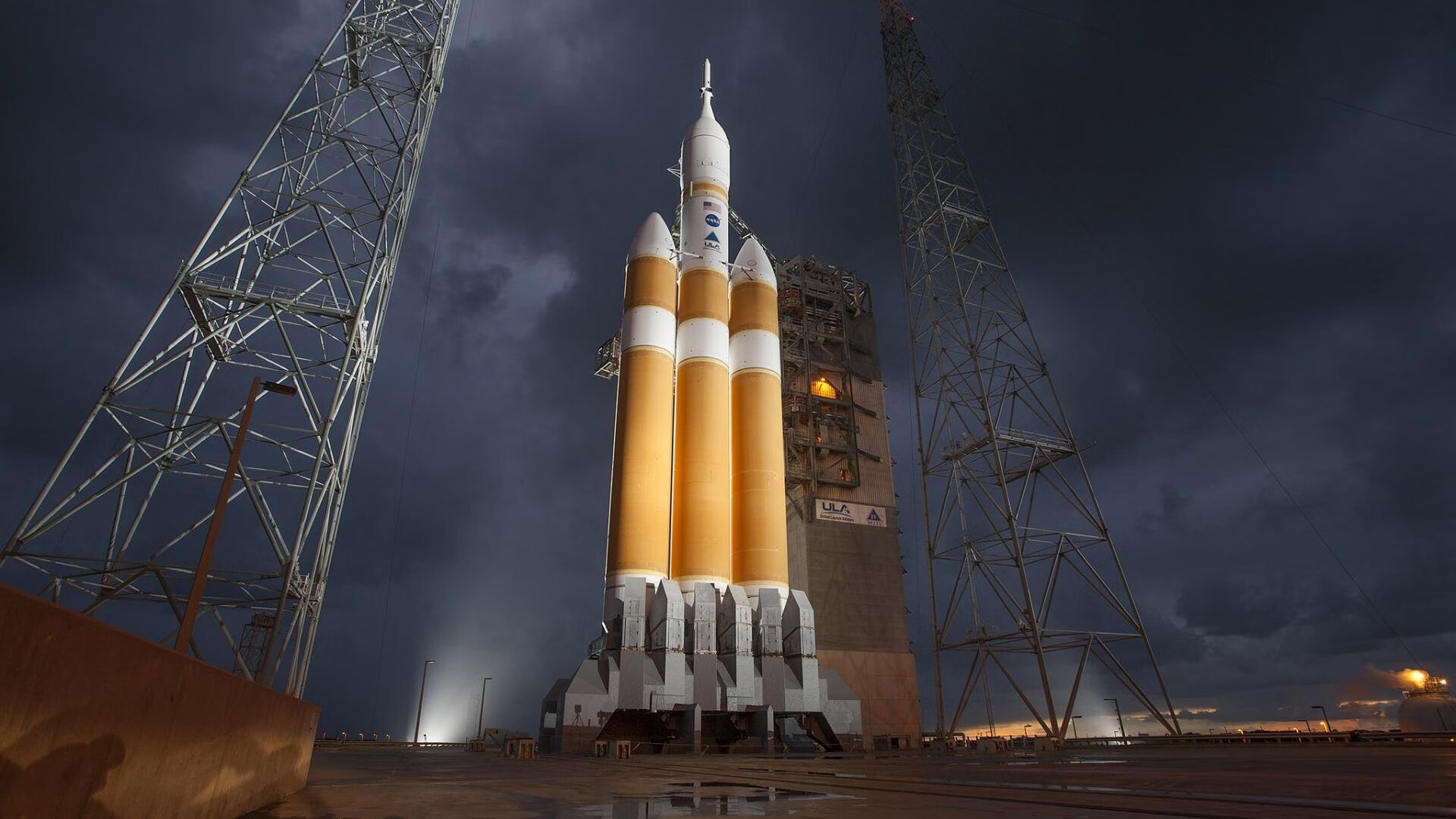 im体育app官方下载-欧洲杯精彩再现：战术对决中的巅峰表现，欧洲杯各个球队技战术打法